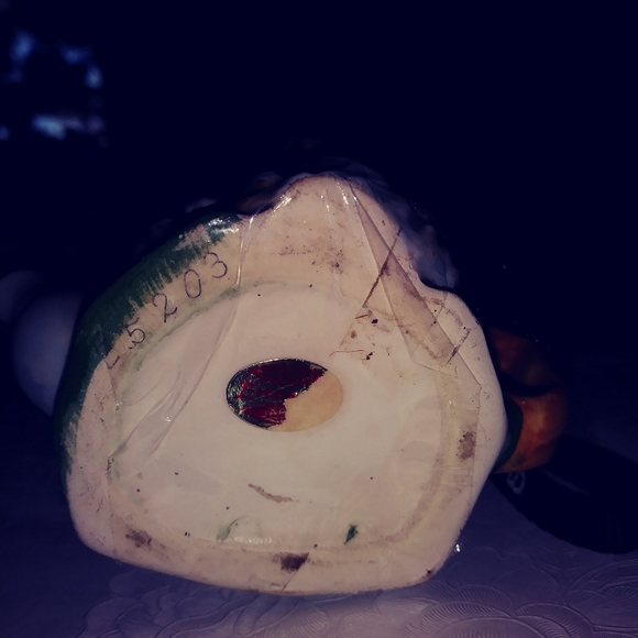 Vintage Ernest Hemingway Miniture Tea Pot - Picture 3 of 3